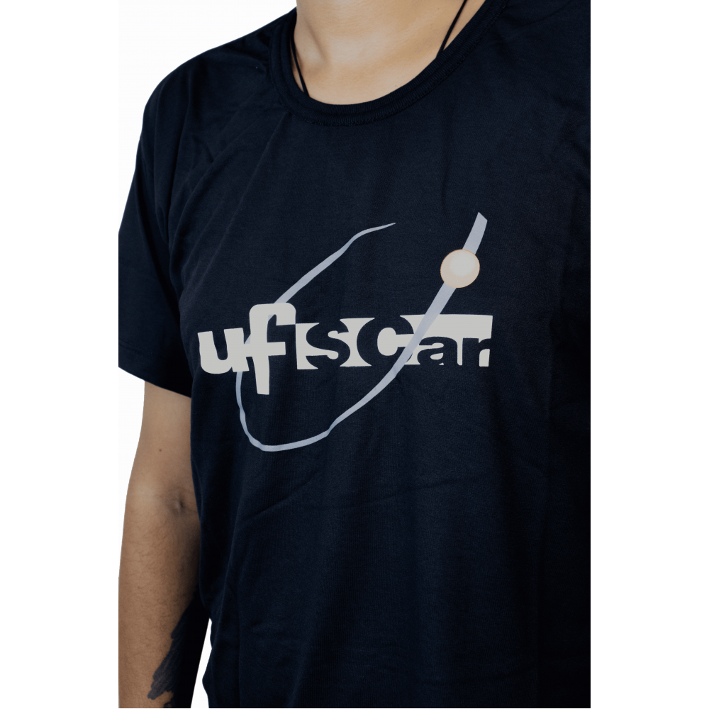 CAMISETA PRETA <br /><br /> <small> -</small>